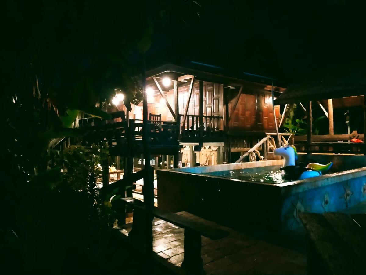 Baanthaeraek Vintage Bungalow Songkhla Extérieur photo